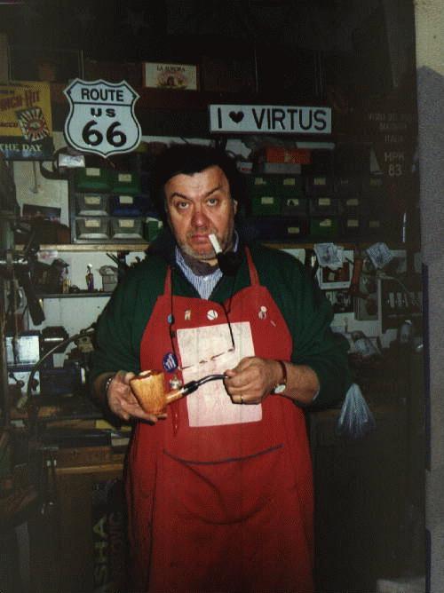 Alberto holds the URSUS pipe of...