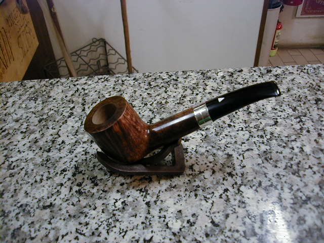 Pipe natural amber color o24 sterling band...