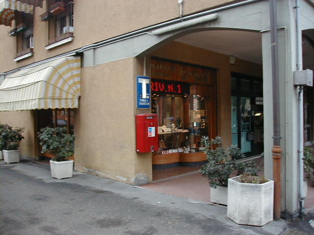 TOBACCO SHOP to sale...