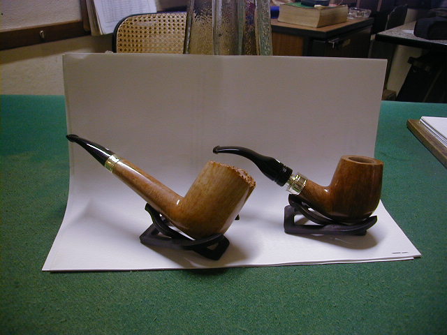 Two very nice pipes,left For Collectors serie...