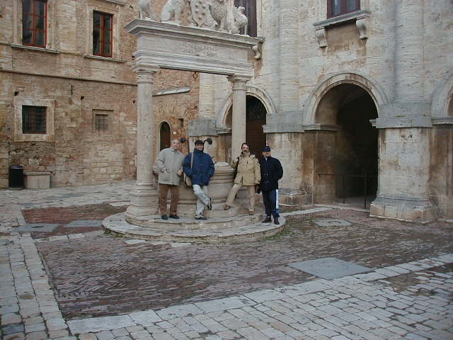 BONFIGLIOLI'S CLUB in trip to TUSCANY...