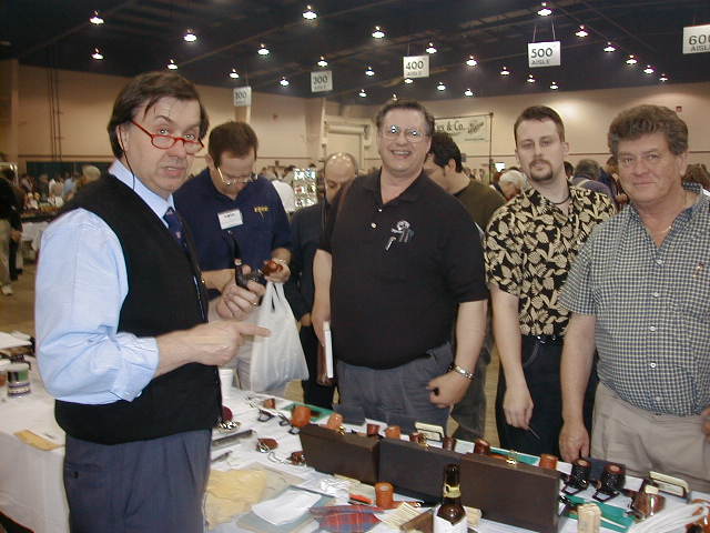 The DFW TEXAS pipe club members stopping at my table in Chicago show...