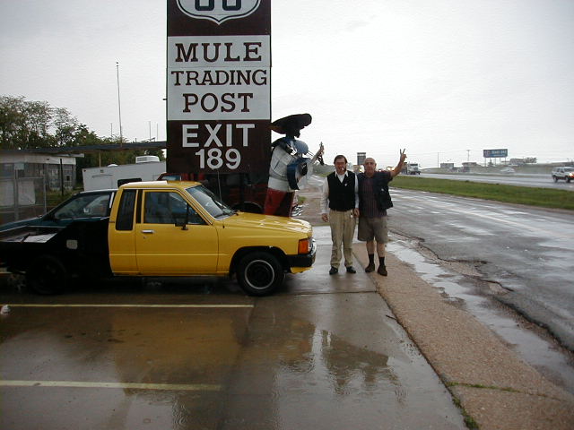 The first stop in USA was at the donkeys farm of my friends John and Cheryl Self in Oklahoma(Boynton)...