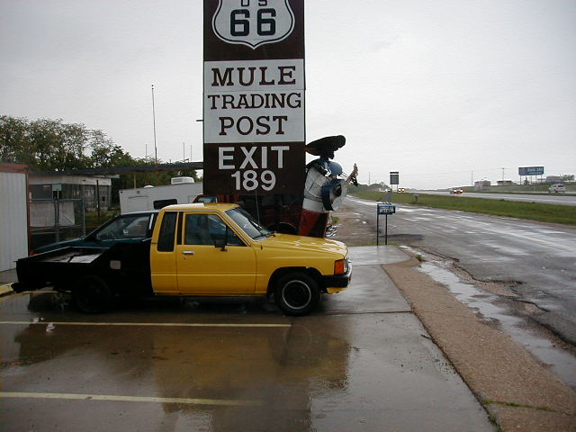 The first stop in USA was at the donkeys farm of my friends John and Cheryl Self in Oklahoma(Boynton)...