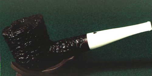 Virtus Pipe rustic with white stem,dedicated to Virtus Bologna Basket Team...